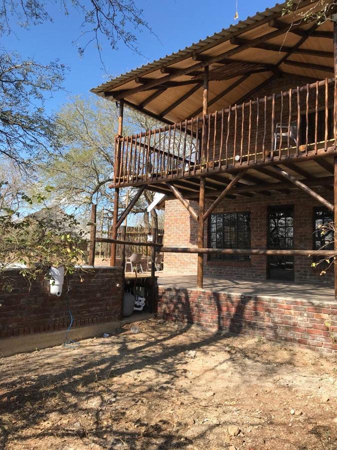Kruger Wild Dog Inn Marloth Park Exterior foto