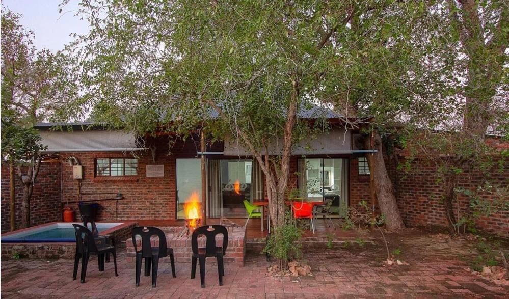 Kruger Wild Dog Inn Marloth Park Exterior foto
